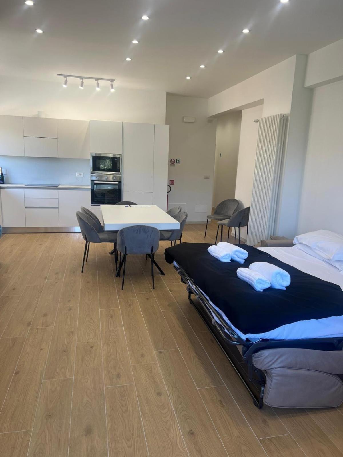 Apartamento Luciano Primavera Roma